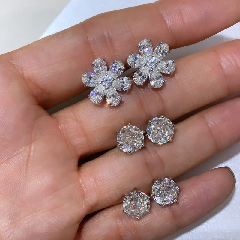 Mozanit Tektaş Küpe - 2 Karat - 3